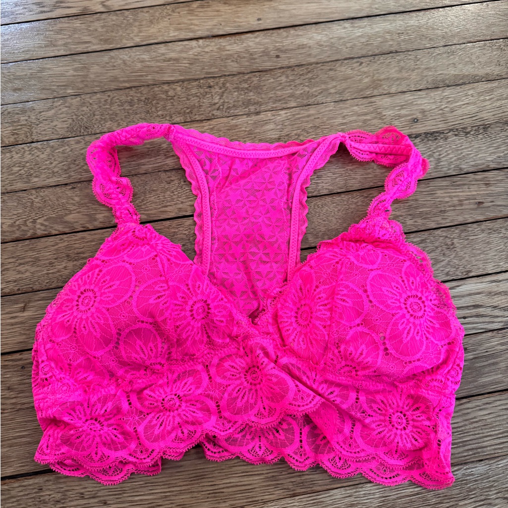 Medium Aerie Bright Pink Lace Bralette